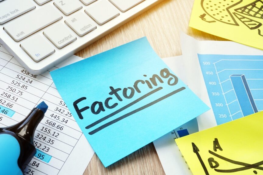ファクタリングと書かれたメモ